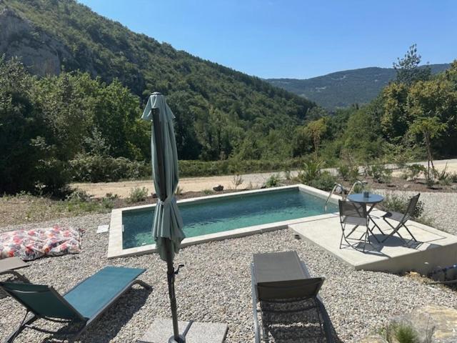 Gites Les Rochers De Plaisians Extérieur photo